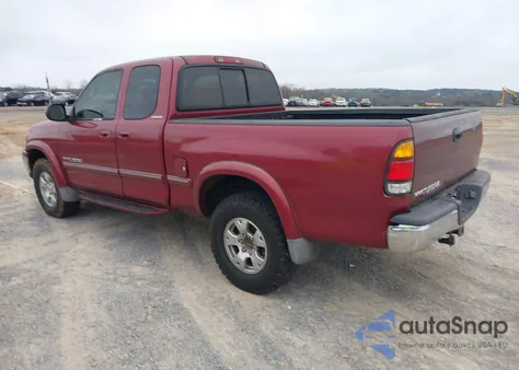 2000 Toyota Tundra Ltd V8 z USA, uszkodzony, nr VIN 5TBBT4811YS077191